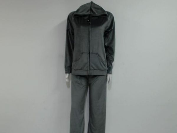 Conjunto feminino adulto